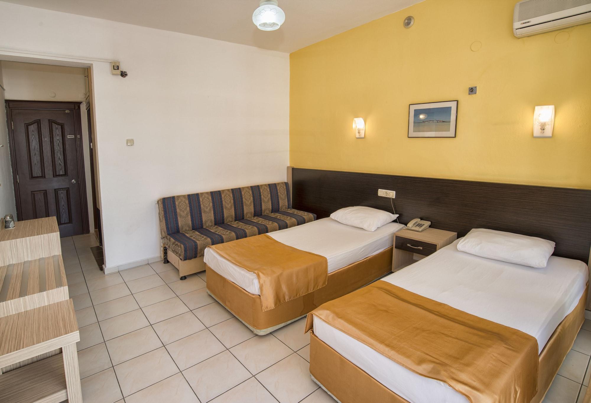 Kleopatra Develi Hotel Аланя Екстериор снимка