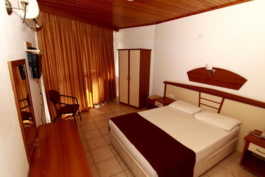 Kleopatra Develi Hotel Аланя Екстериор снимка
