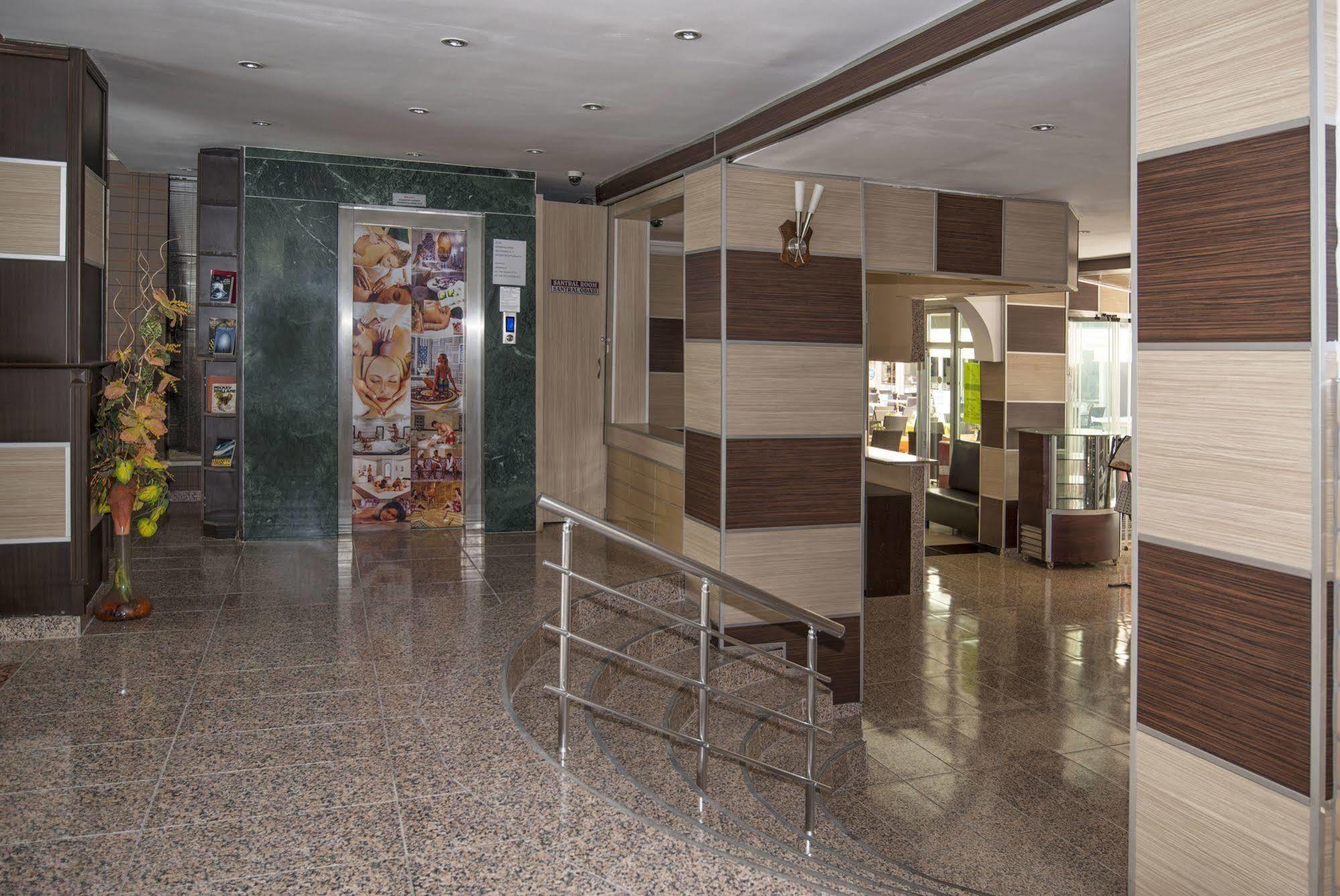 Kleopatra Develi Hotel Аланя Екстериор снимка