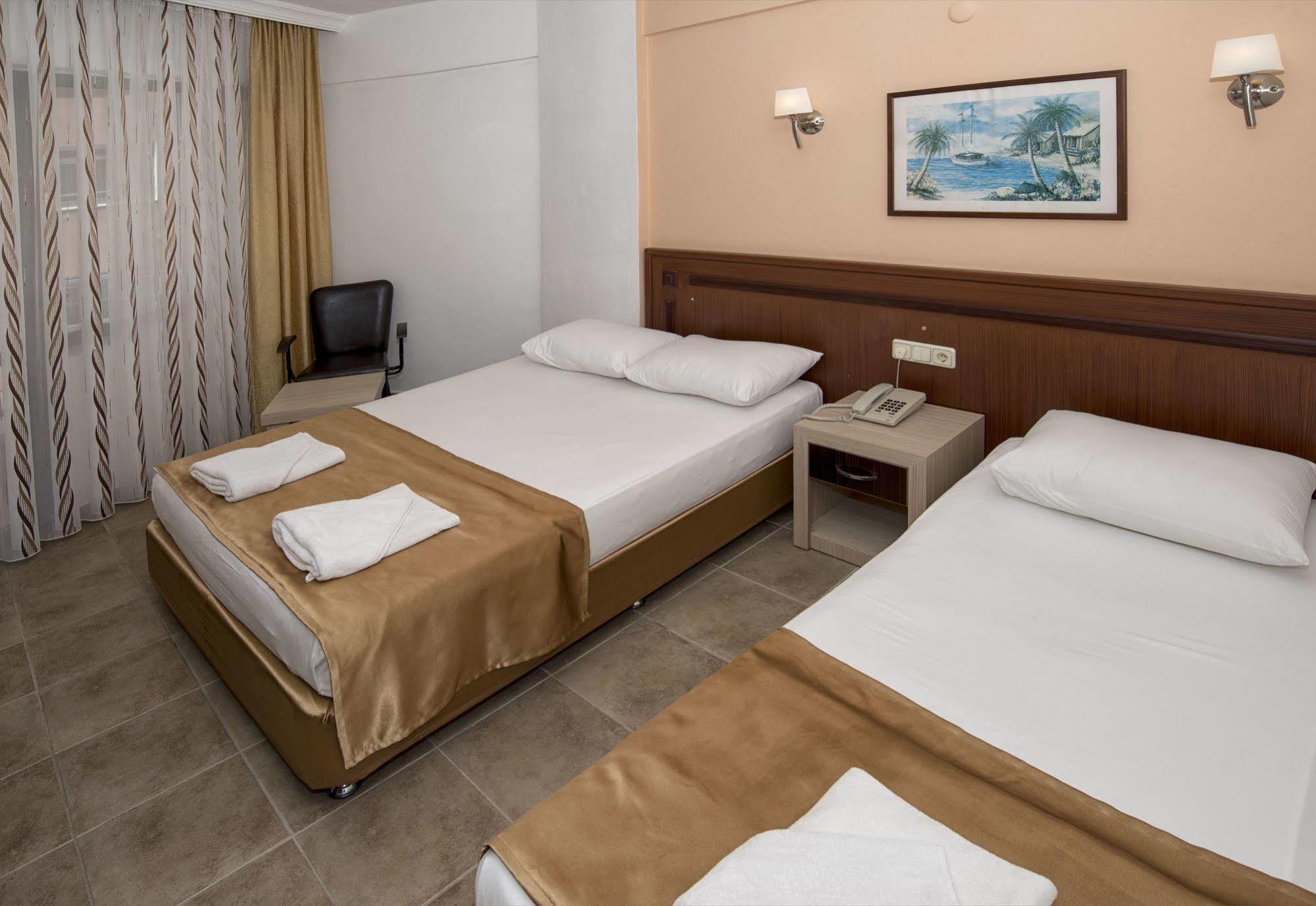 Kleopatra Develi Hotel Аланя Екстериор снимка